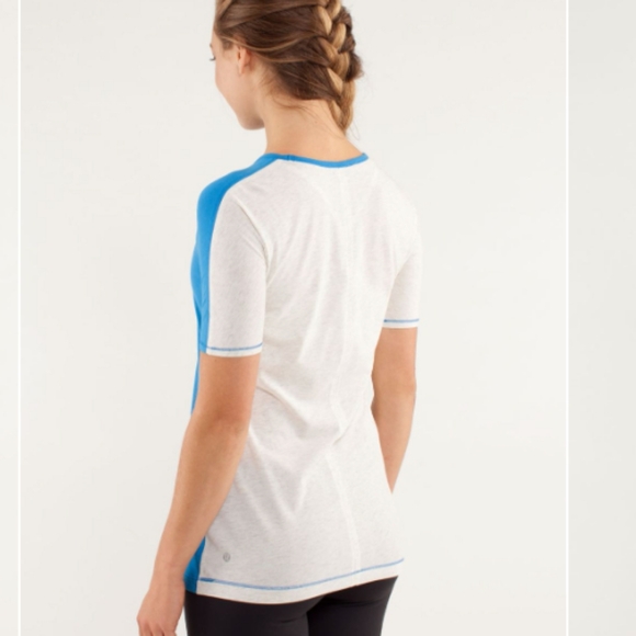 lululemon devotion tee 12 - Picture 2 of 6